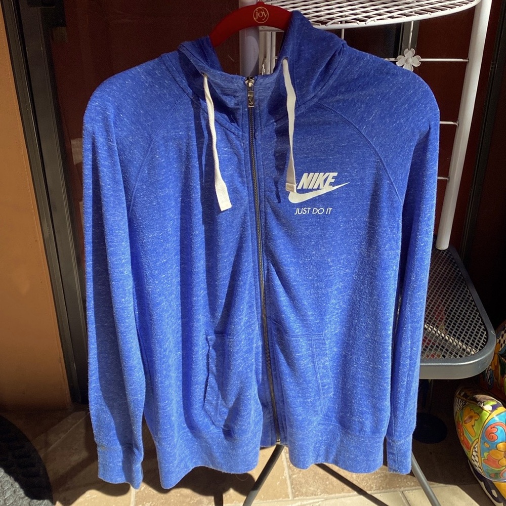 Nike light weight jacket with hood